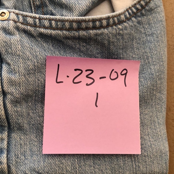 Women’s Carhartt Jeans 10 x 32 - Picture 9 of 9